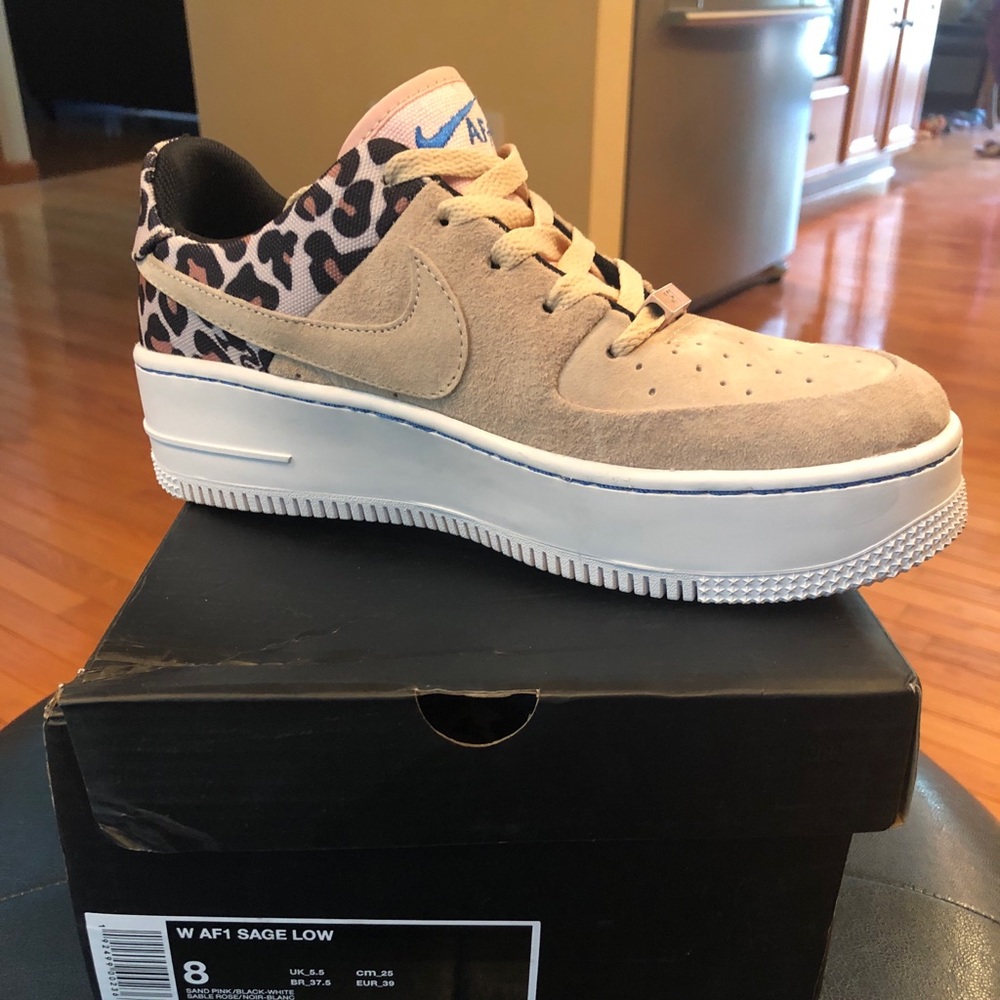 Nike Airforce 1 Sage Low